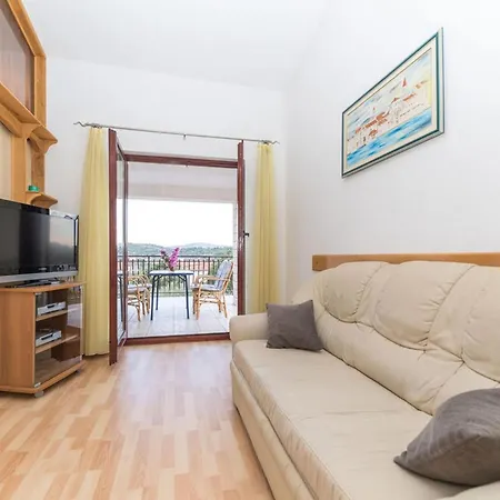 Six Bedroom