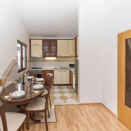 Six Bedroom Σπίτι διακοπών *
